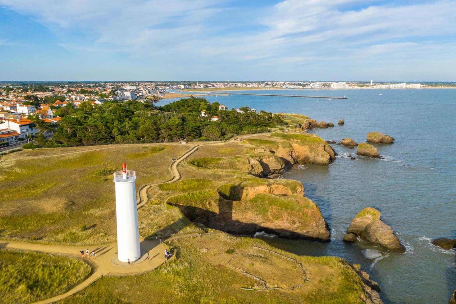Le Bateau Ivre 50 M De La Plage Saint Gilles Croix de vie Exterior foto